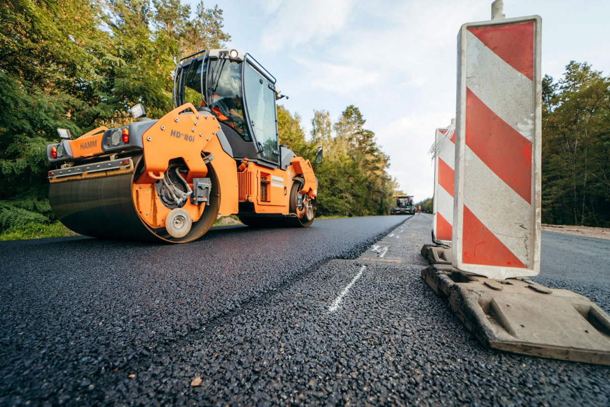 Machinery Used for Asphalt Paving Services