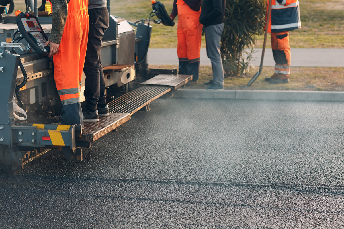 4 Tips for Finding the Best Paving Contractor