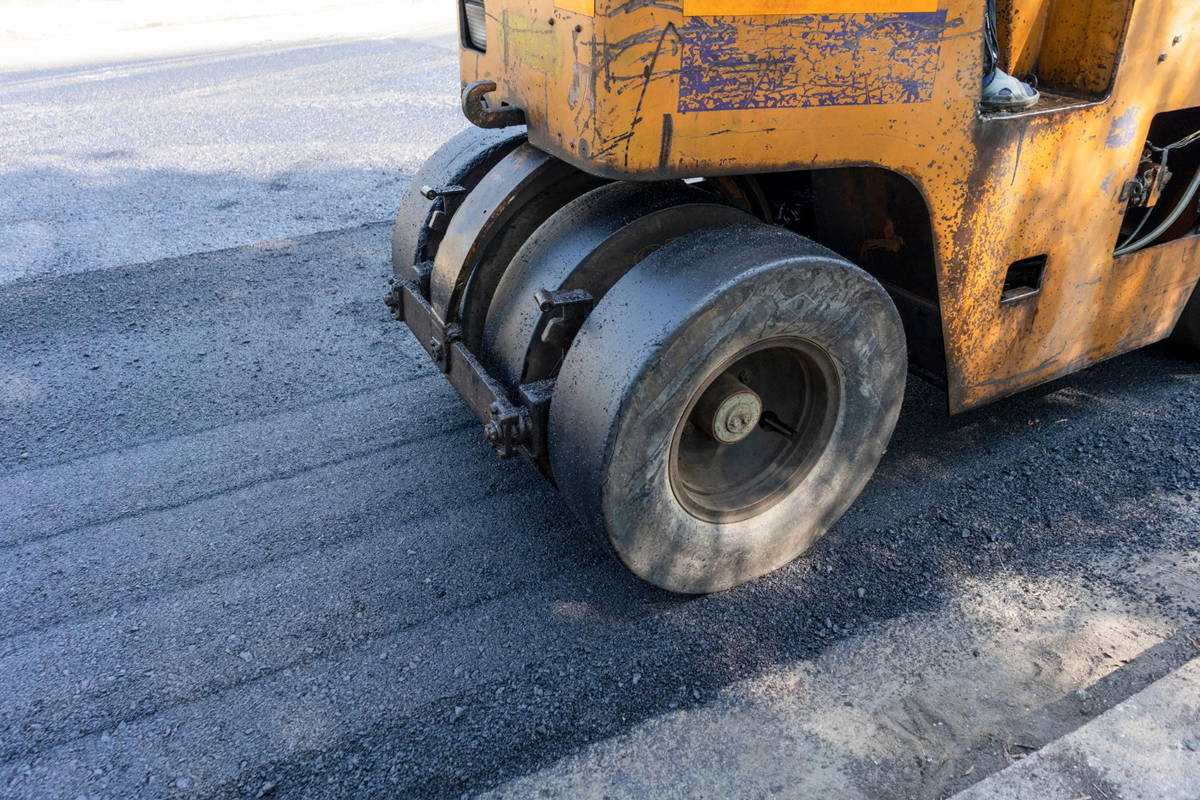 4 Tips for Asphalt Maintenance