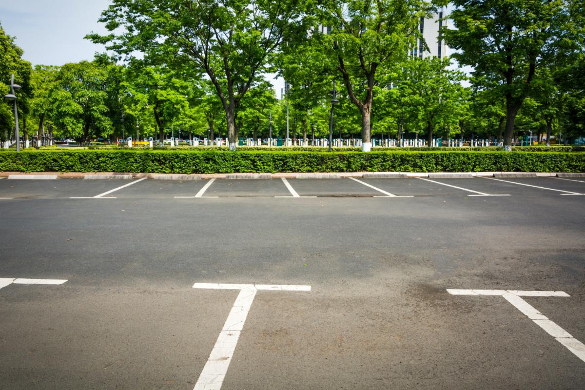 Maintaining Your Asphalt Parking Area
