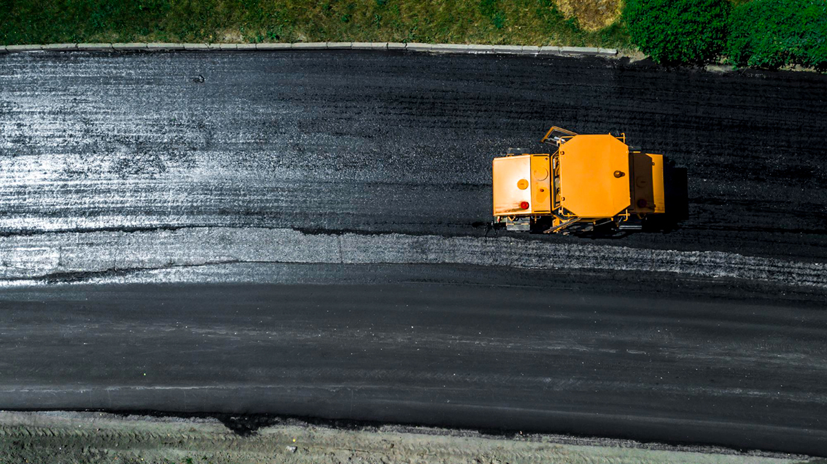 Pros and Cons of Acrylic for Seal Coating Asphalt