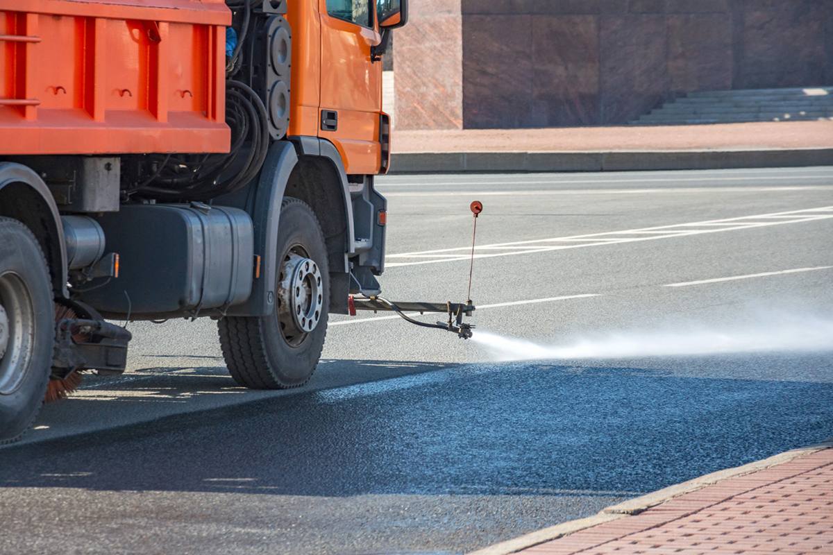 The Essential Equipment for Asphalt Crack Cleaning
