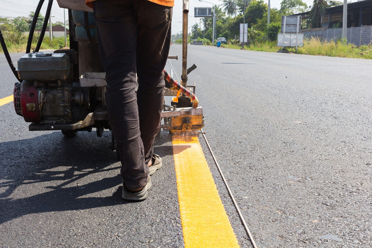 The Benefits of Using a Line-Striping Machine for Your Parking Lot
