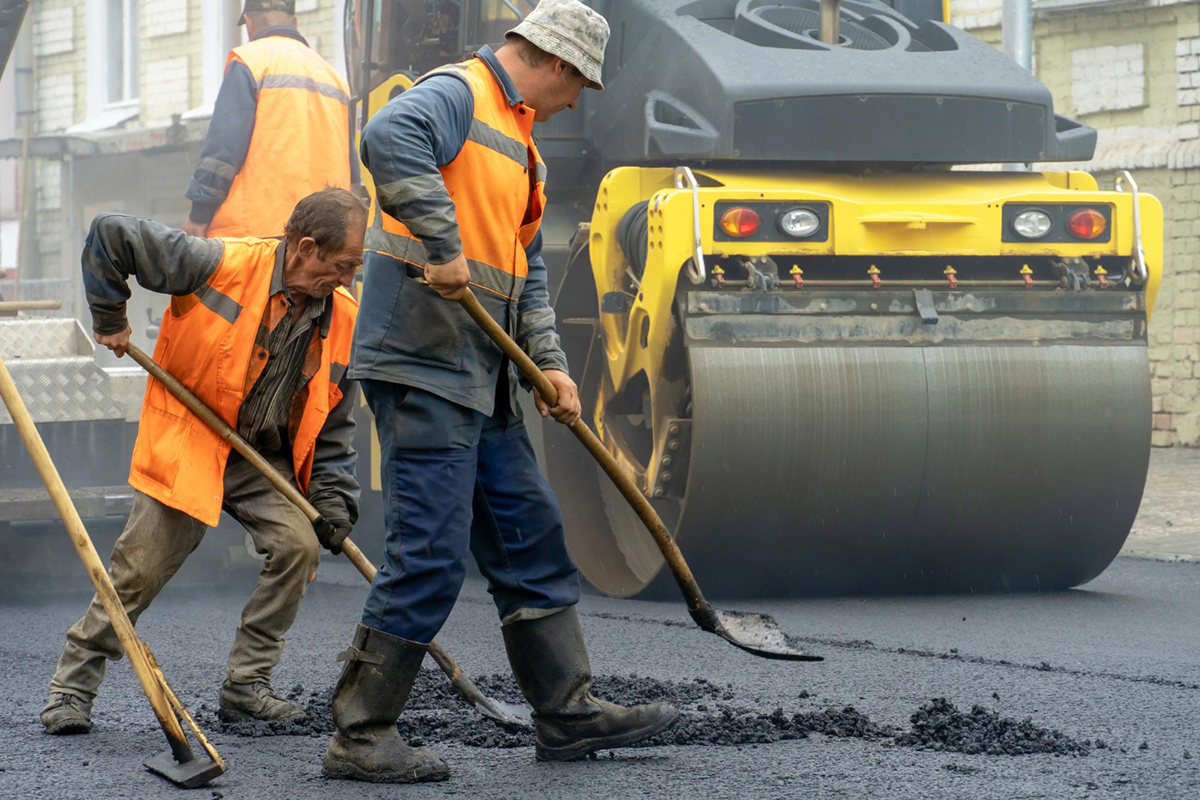 The Importance of Safety for Asphalt Maintenance Contractors