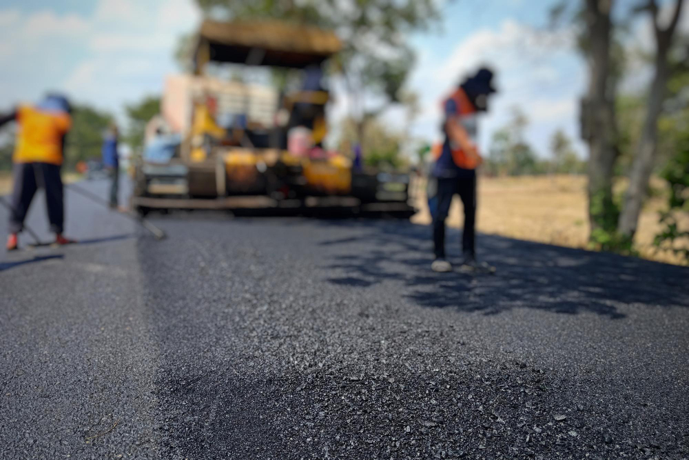 How Asphalt Paving Works: A Guide for Property Owners