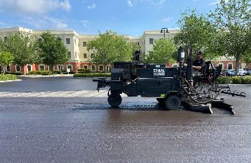 Asphalt Sealcoating