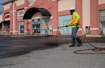 Asphalt Sealcoating